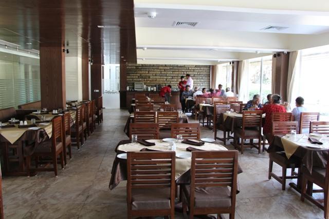 Krishna Beach Resorts - 迪乌 外观 照片