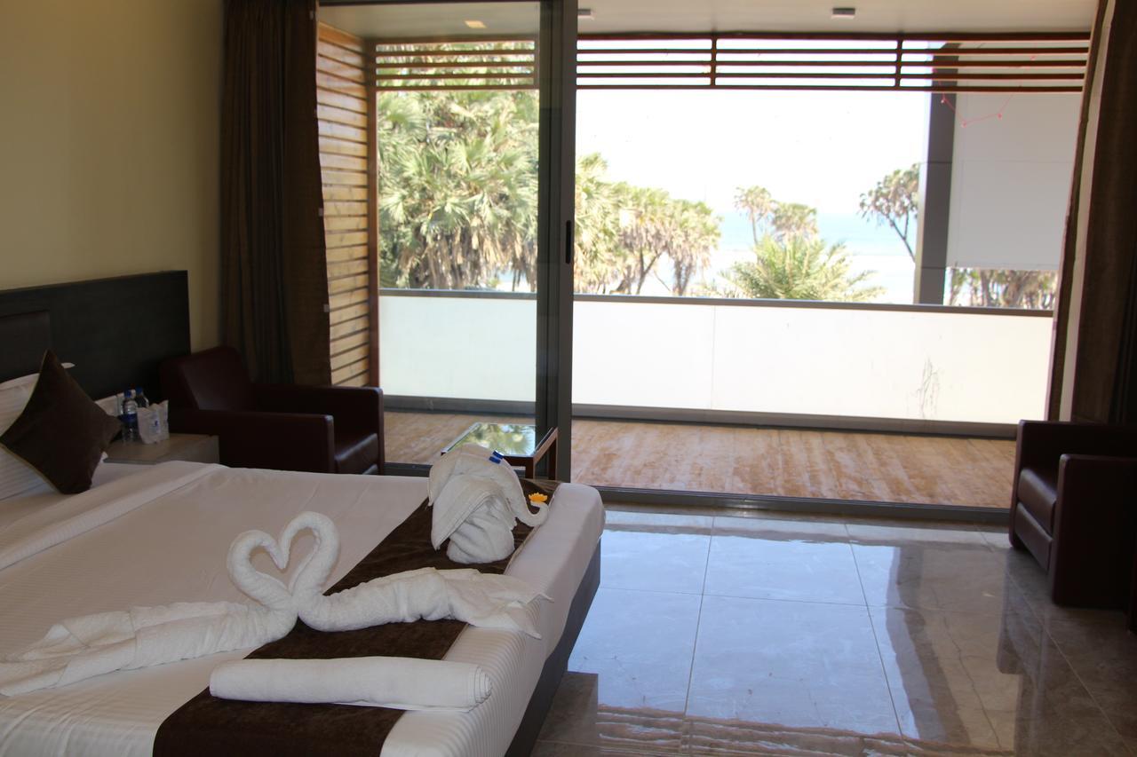 Krishna Beach Resorts - 迪乌 外观 照片