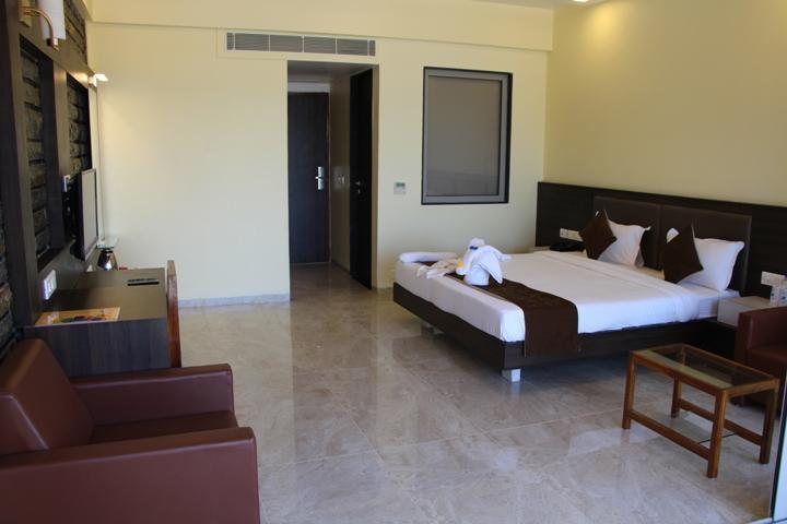 Krishna Beach Resorts - 迪乌 外观 照片