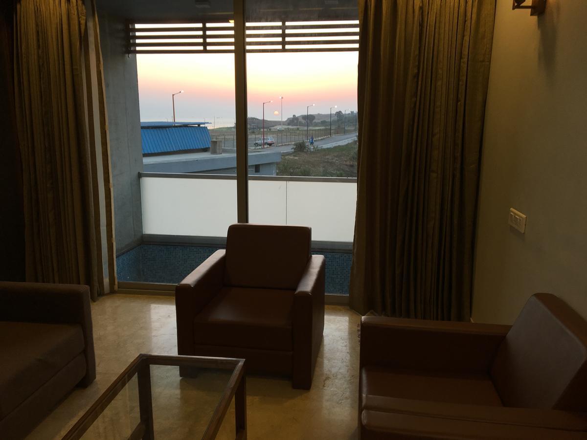 Krishna Beach Resorts - 迪乌 外观 照片